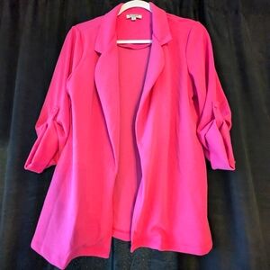 Bright pink open blazer